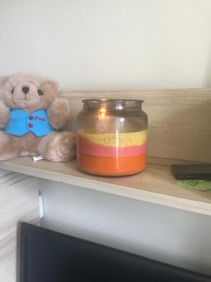 finished tri-colour rainbow candle